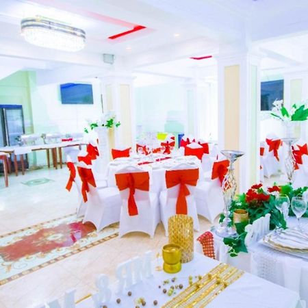 Marriot Metropolitan Hotel Douala Exteriér fotografie