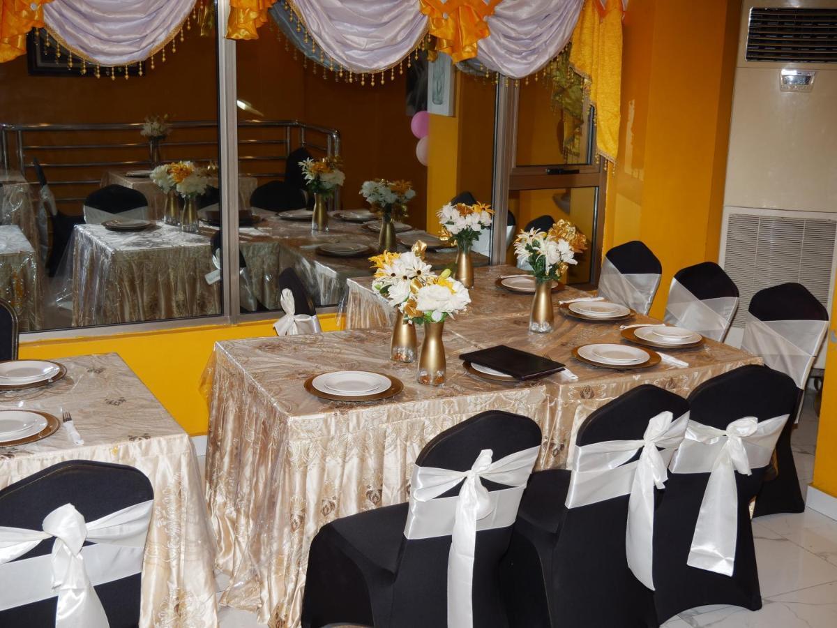 Marriot Metropolitan Hotel Douala Exteriér fotografie