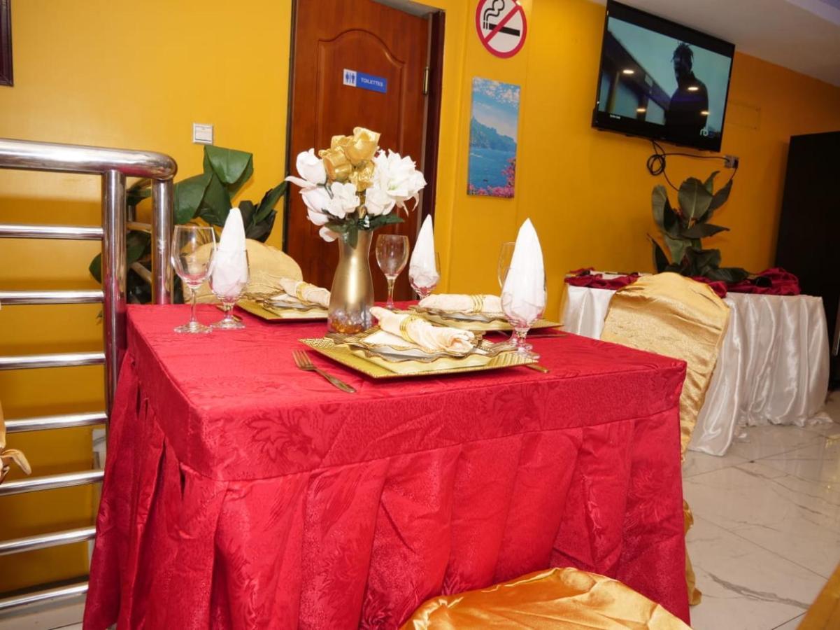 Marriot Metropolitan Hotel Douala Exteriér fotografie