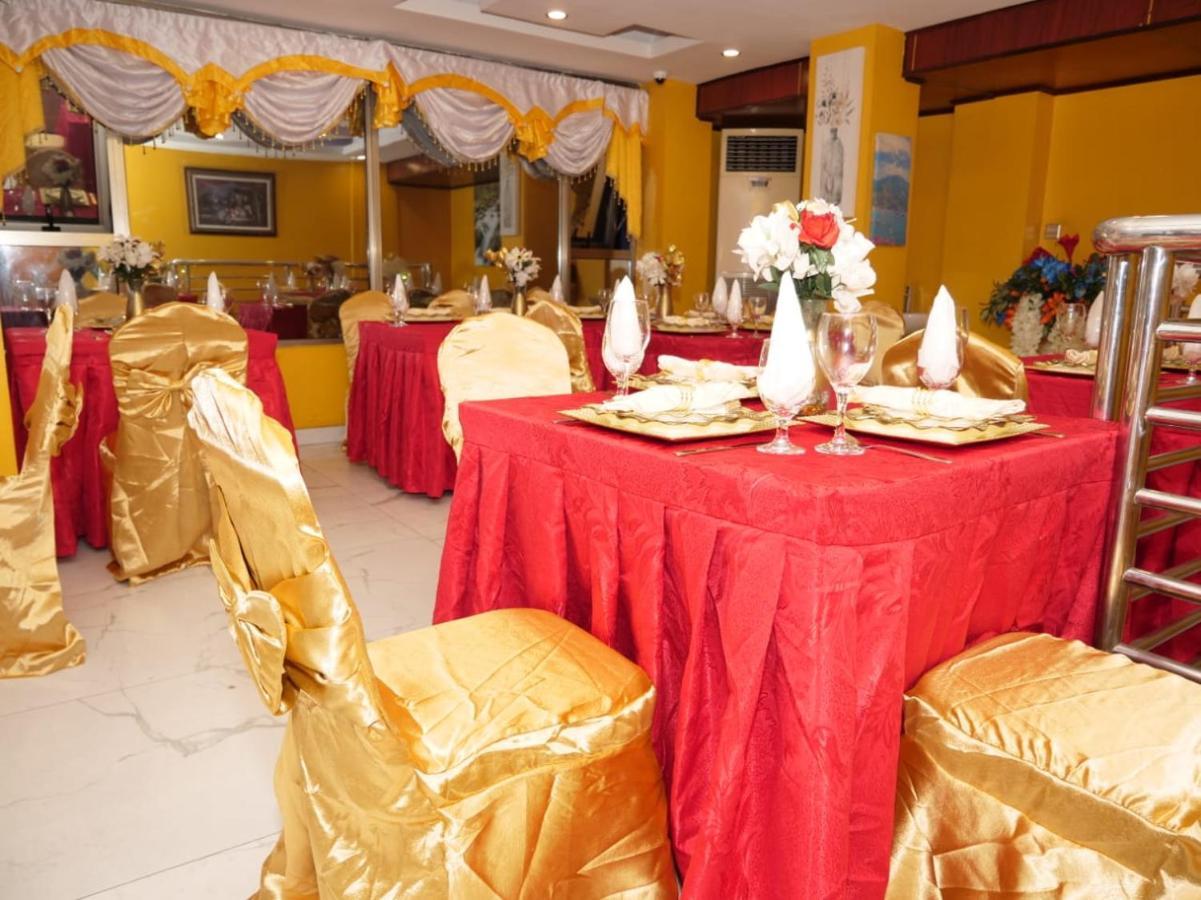 Marriot Metropolitan Hotel Douala Exteriér fotografie