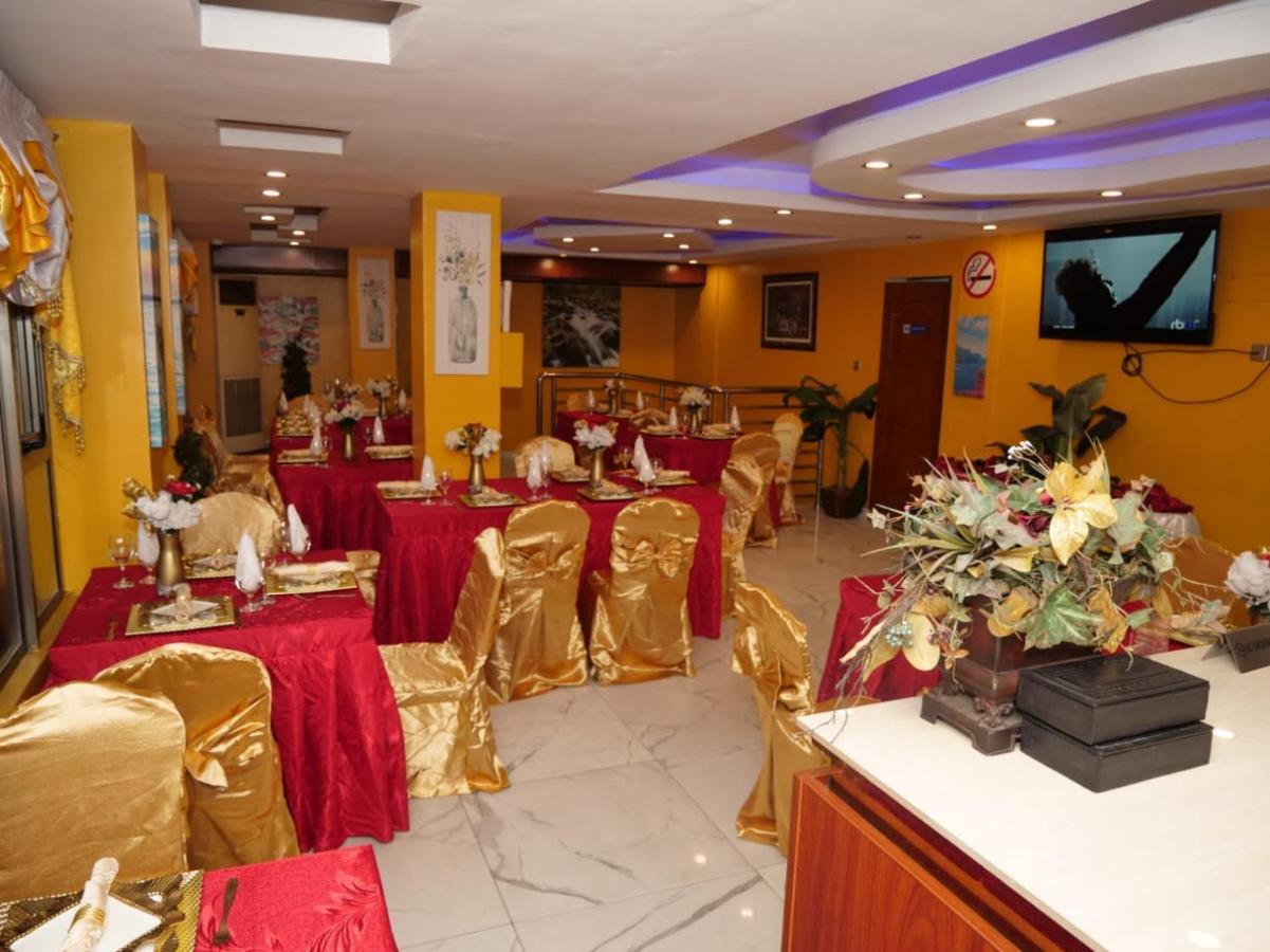 Marriot Metropolitan Hotel Douala Exteriér fotografie