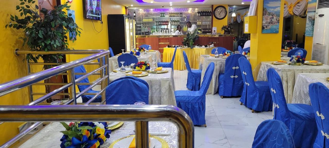 Marriot Metropolitan Hotel Douala Exteriér fotografie