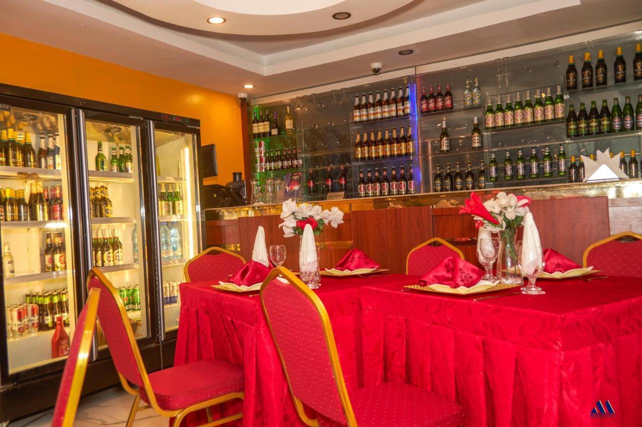Marriot Metropolitan Hotel Douala Exteriér fotografie