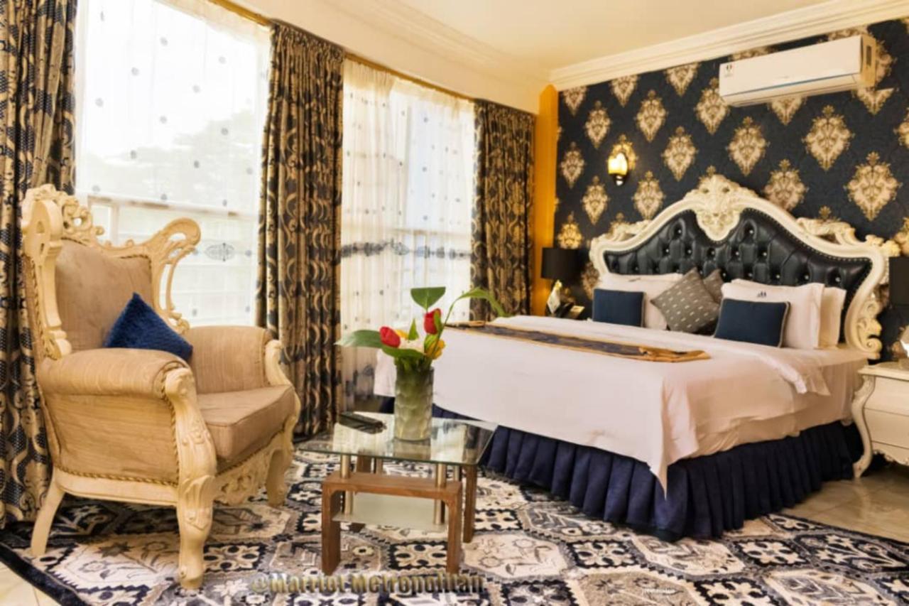 Marriot Metropolitan Hotel Douala Exteriér fotografie